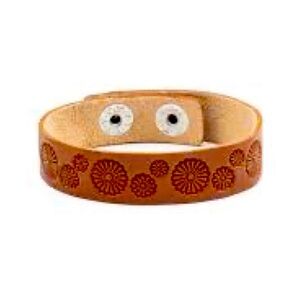 Beautiful Brown leather snap bracelet